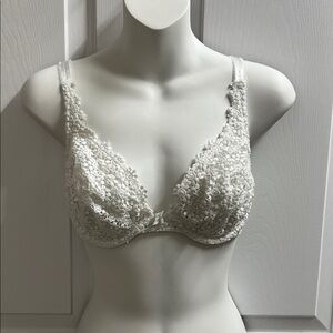 Felina lingerie Delicate Floral Lace Bra white size 32D
